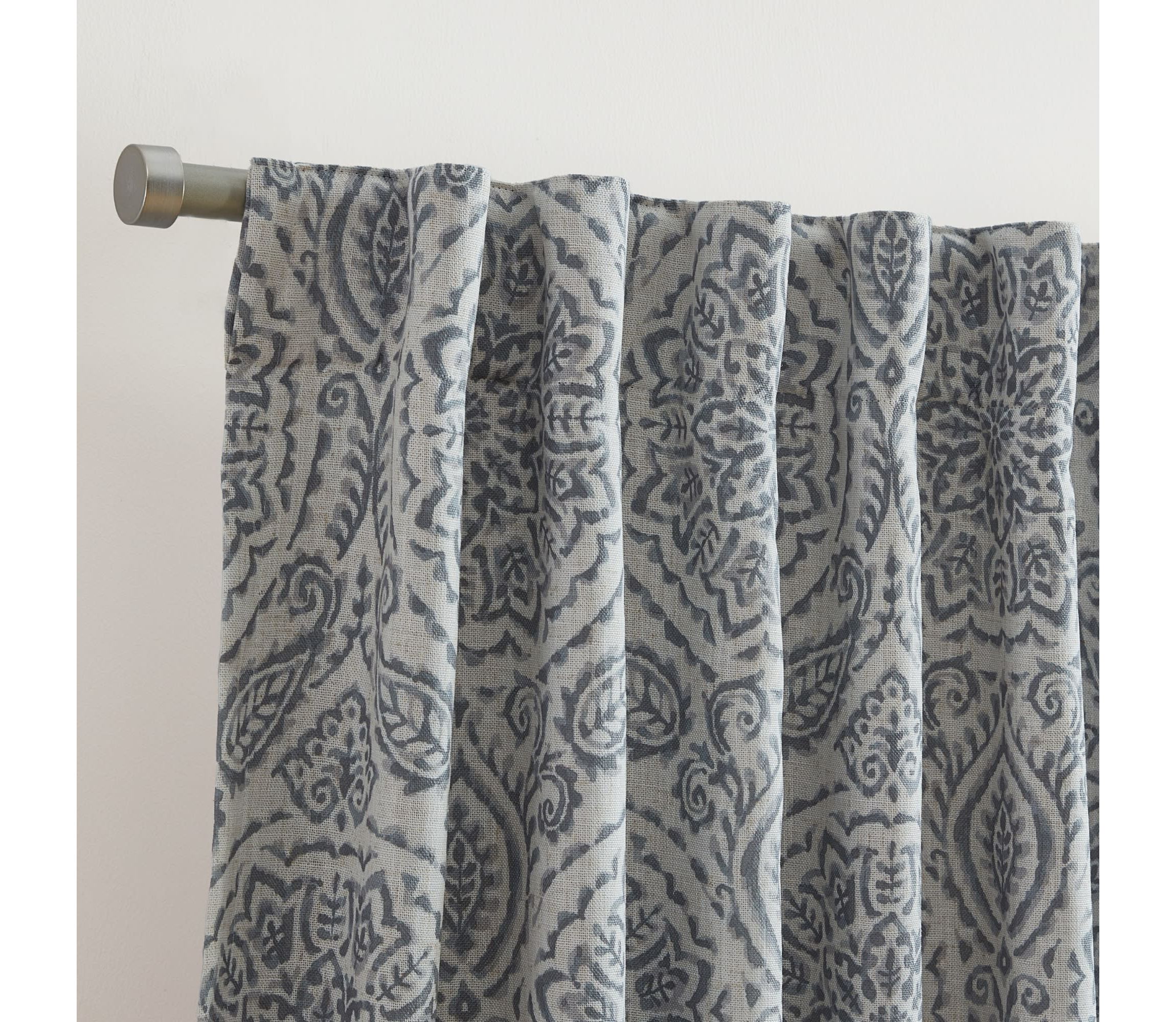 Giovanni Medallion Blackout Window Curtain Panel
