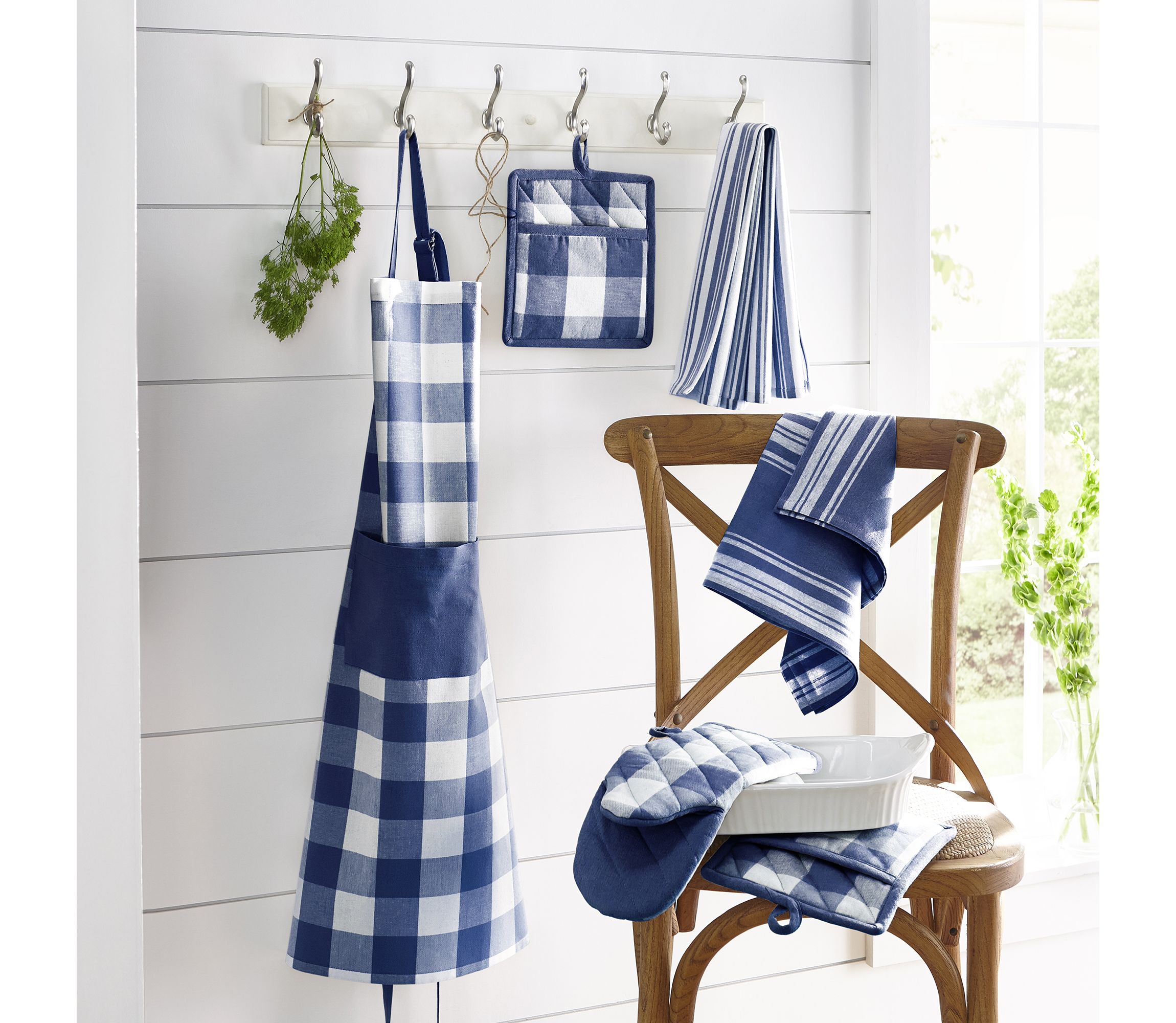 Farmhouse Living Buffalo Check Oven Mitt Pair