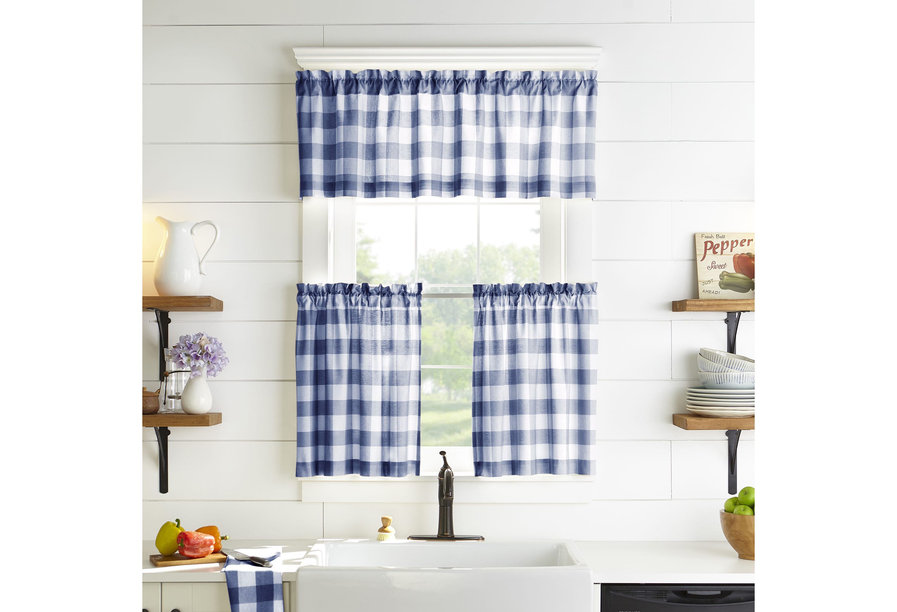 Farmhouse Living Buffalo Check Window Tier Set