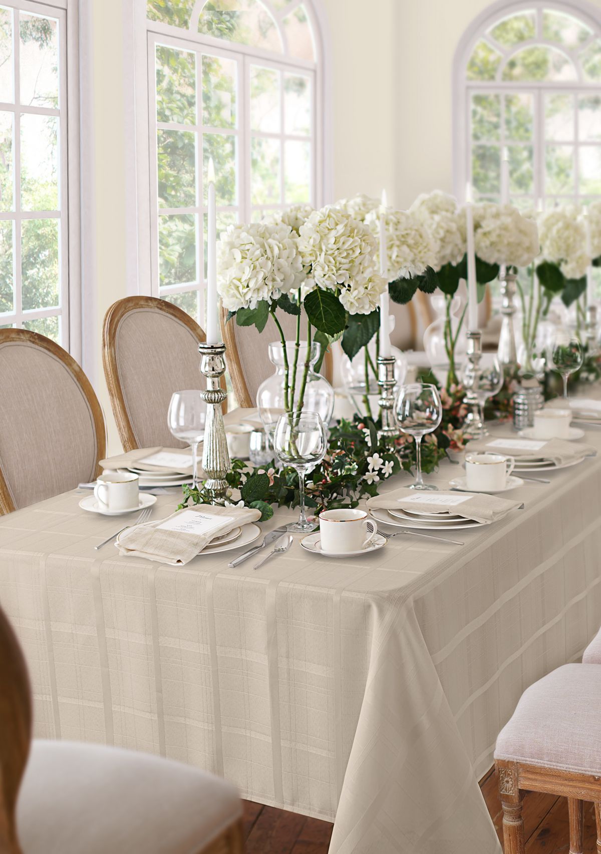 Elegance Plaid Jacquard Tablecloth - Rectangle/Square