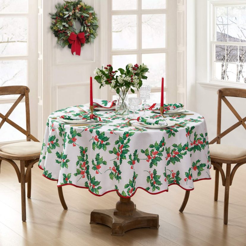 Vintage Holly Scallop Border Tablecloth - Round/Oval