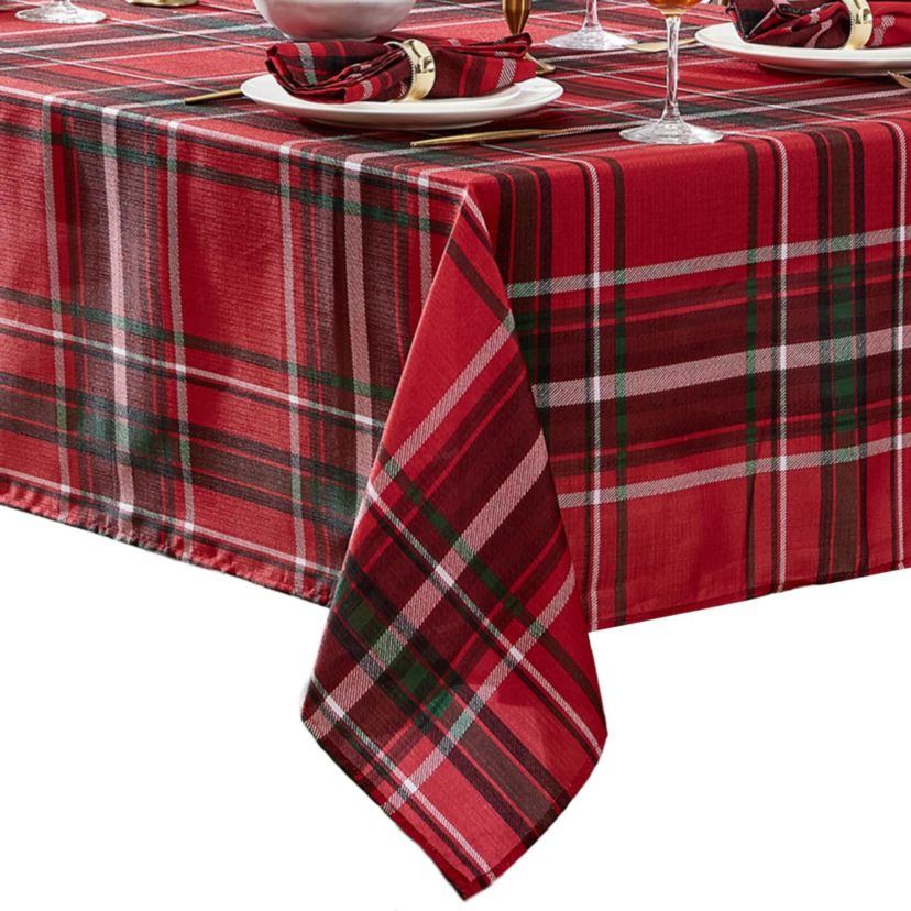 Pocono Plaid Holiday Rectangle Fabric Tablecloth