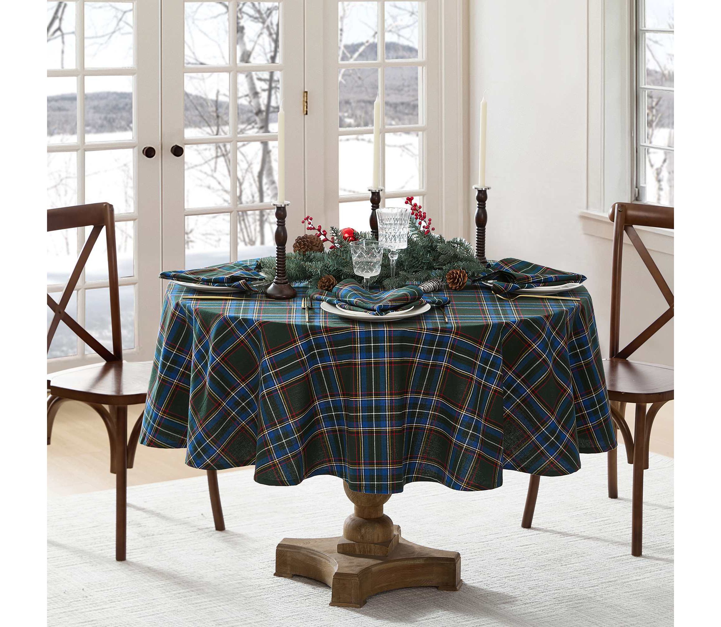 Stowe Tartan Holiday Plaid Tablecloth - Round/Oval
