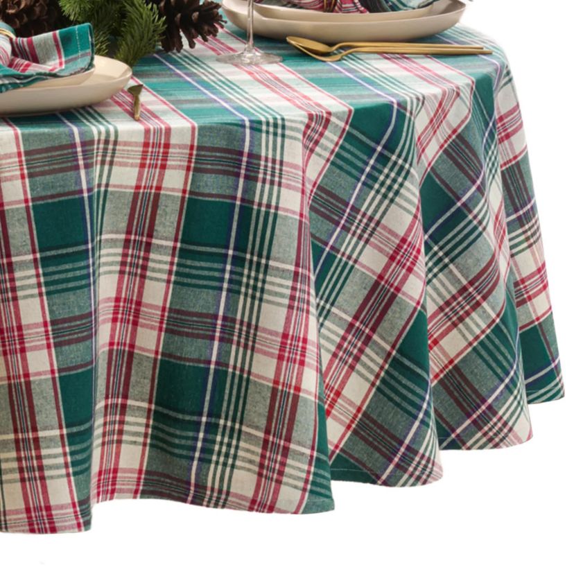 Holiday Fireside Plaid Tablecloth - Oval/Round