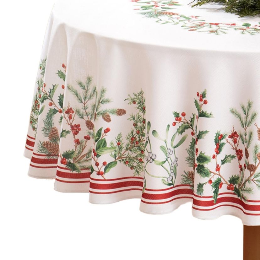Winter Holiday Berry Fabric Oval/Round Tablecloth