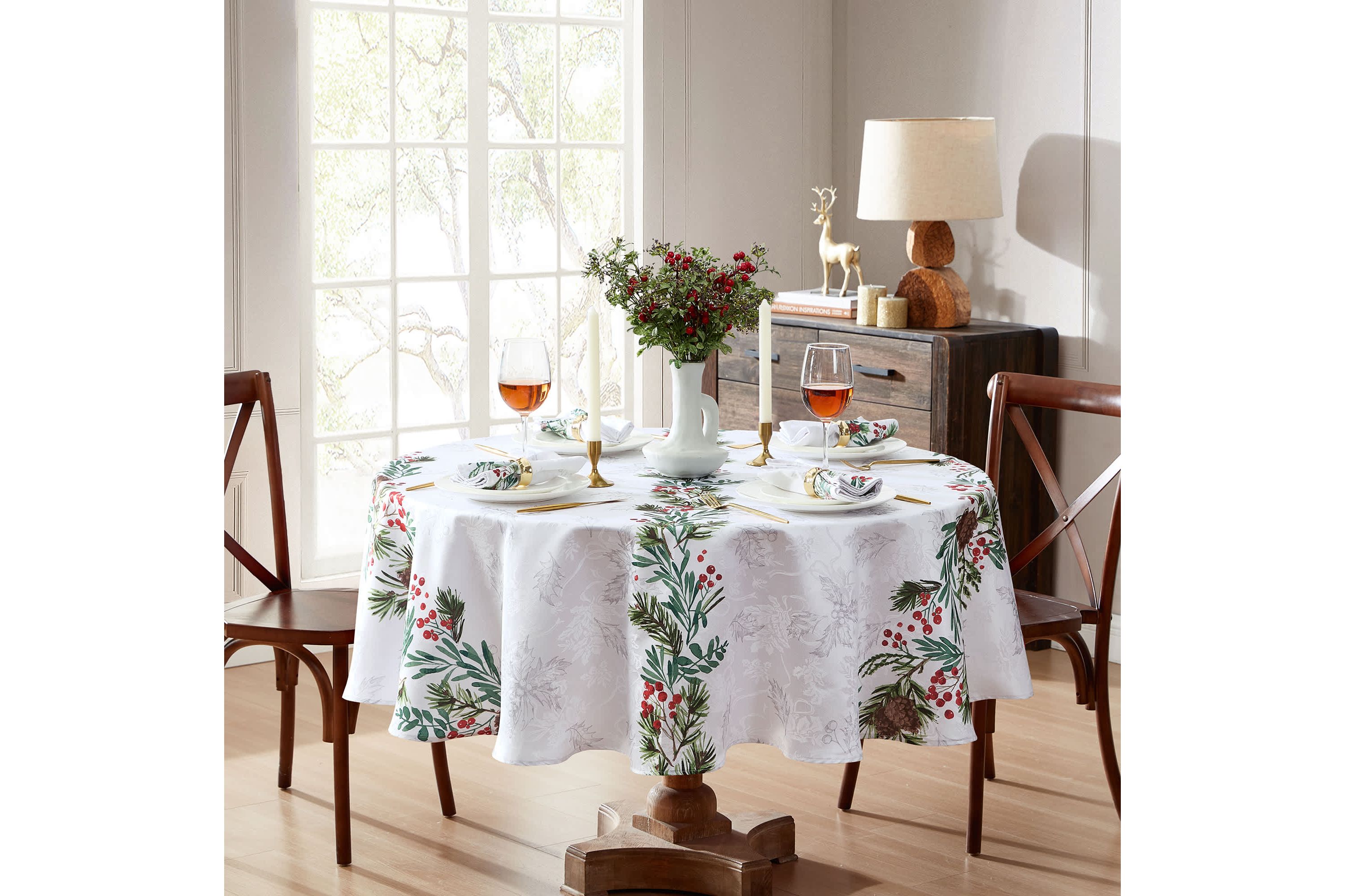 Holly Berry Flourish Holiday Round Fabric Tablecloth