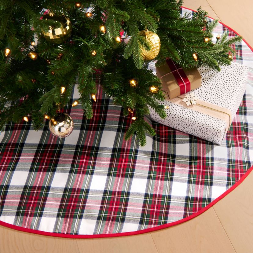 Christmas Classic Holiday Plaid Tree Skirt - 48" Round
