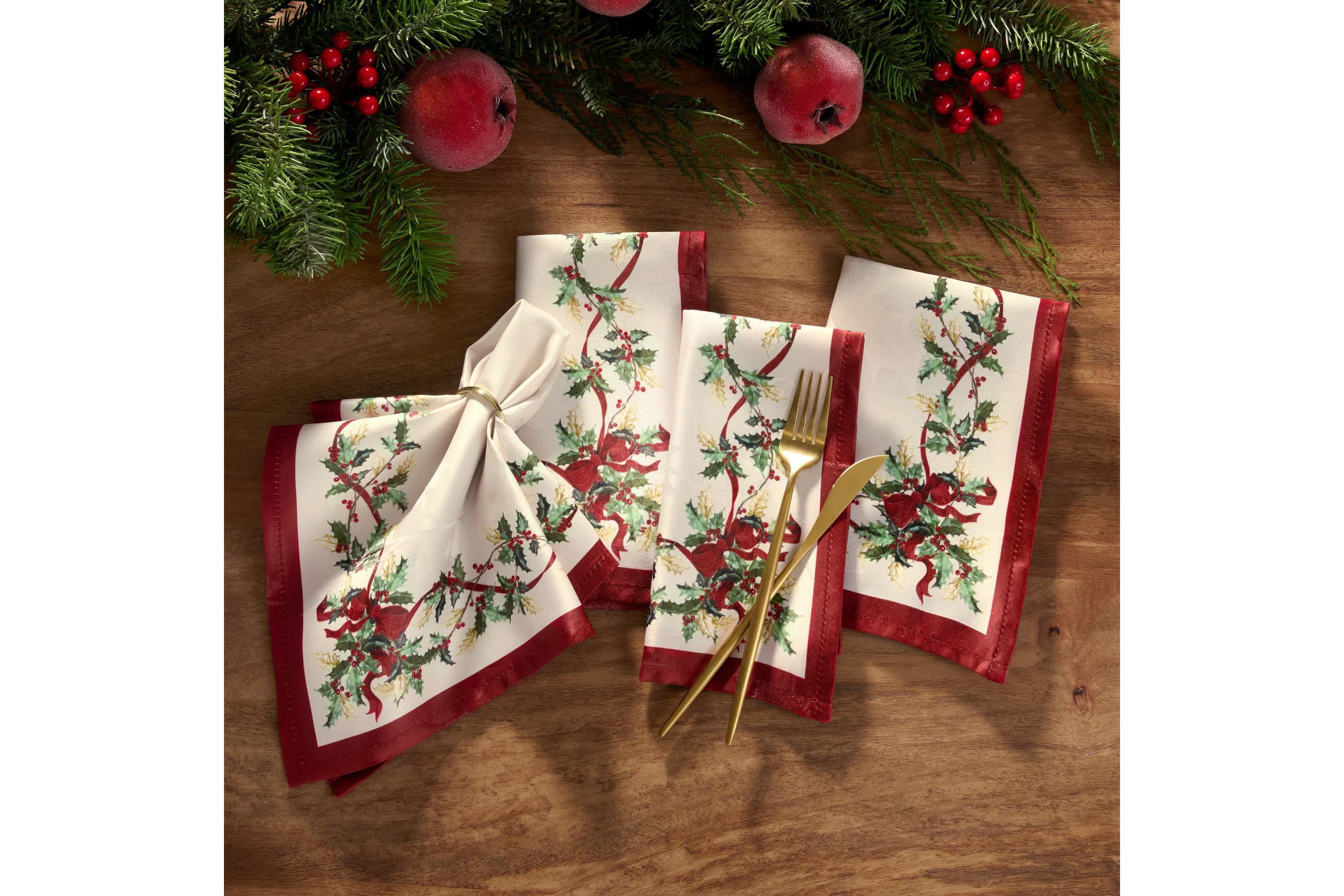 Villeroy & Boch Winter Bows & Garland Napkins, Set of 4