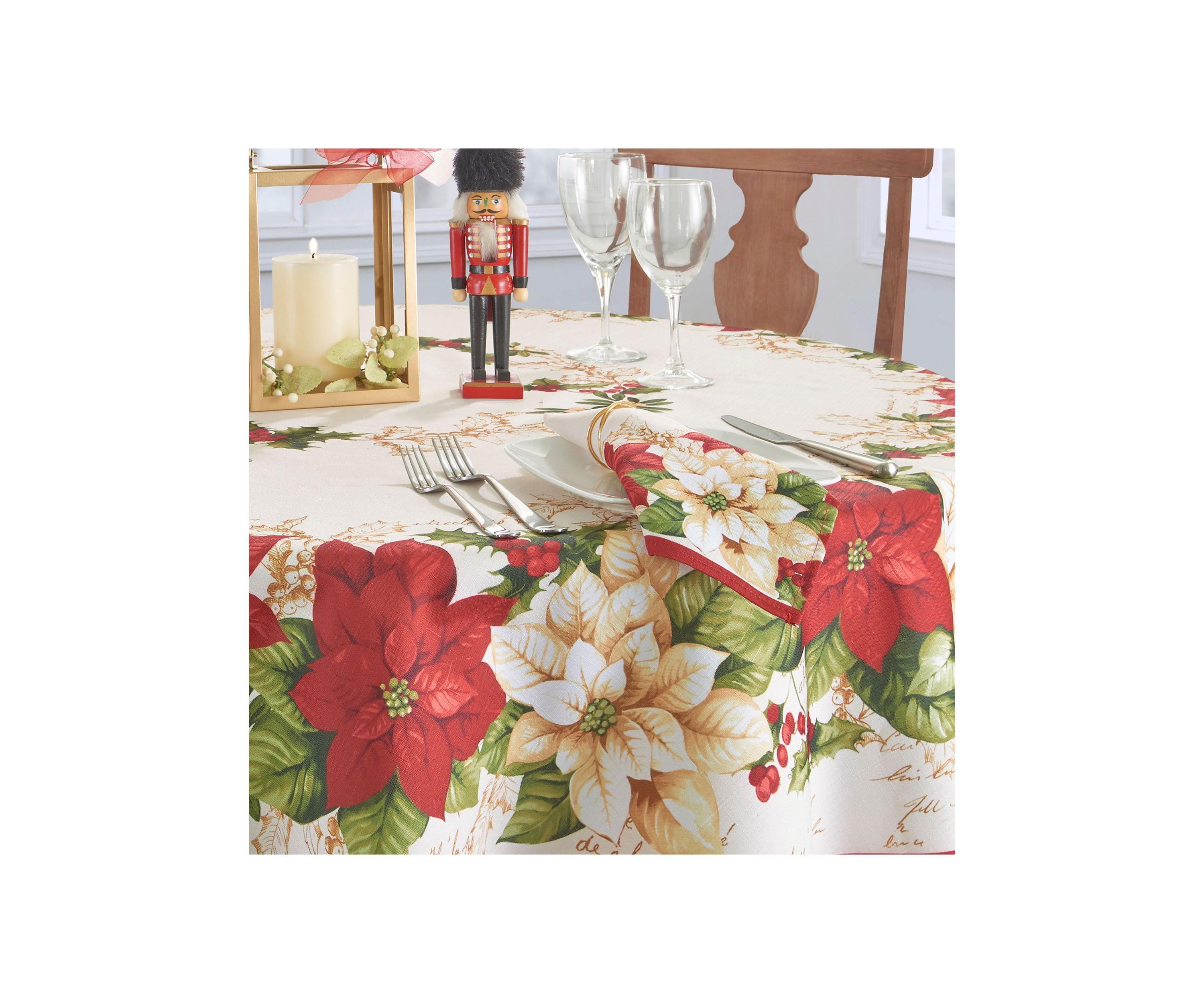 Red and White Poinsettias Napkin, Set of 4