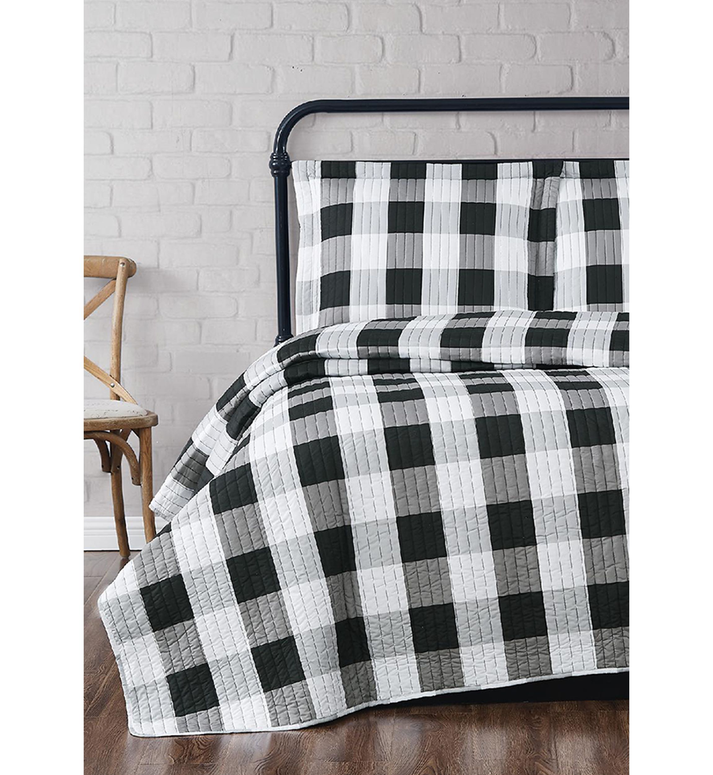 Truly Soft Everyday Buffalo Plaid Black King XL Quilt Set