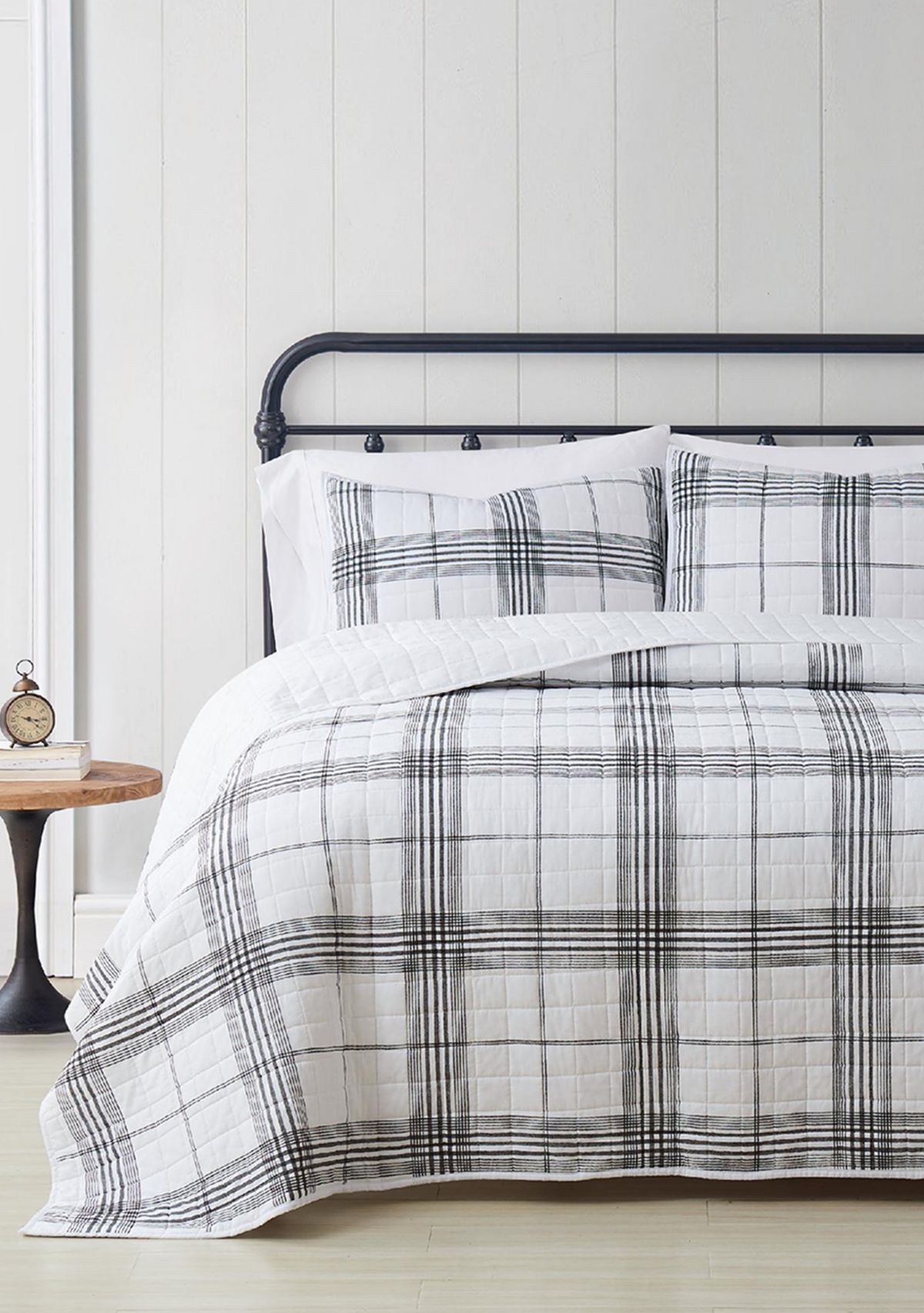 Cottage Plaid Quilt Set