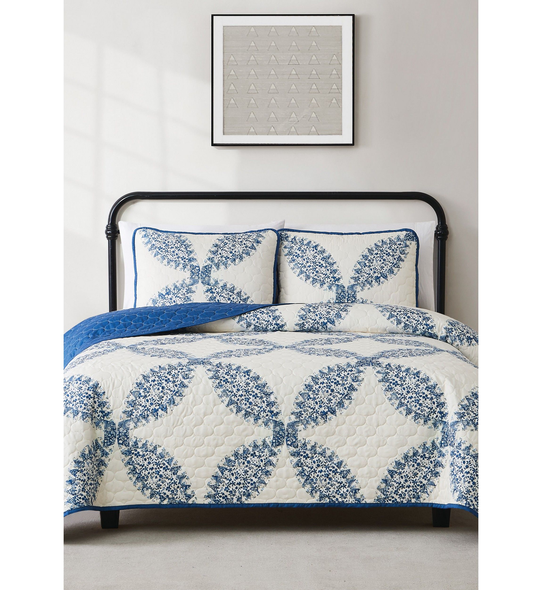Abigail Quilt Set