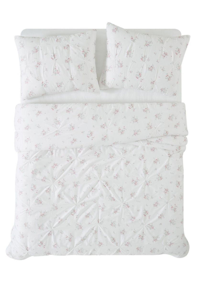 Rosebury Comforter Set