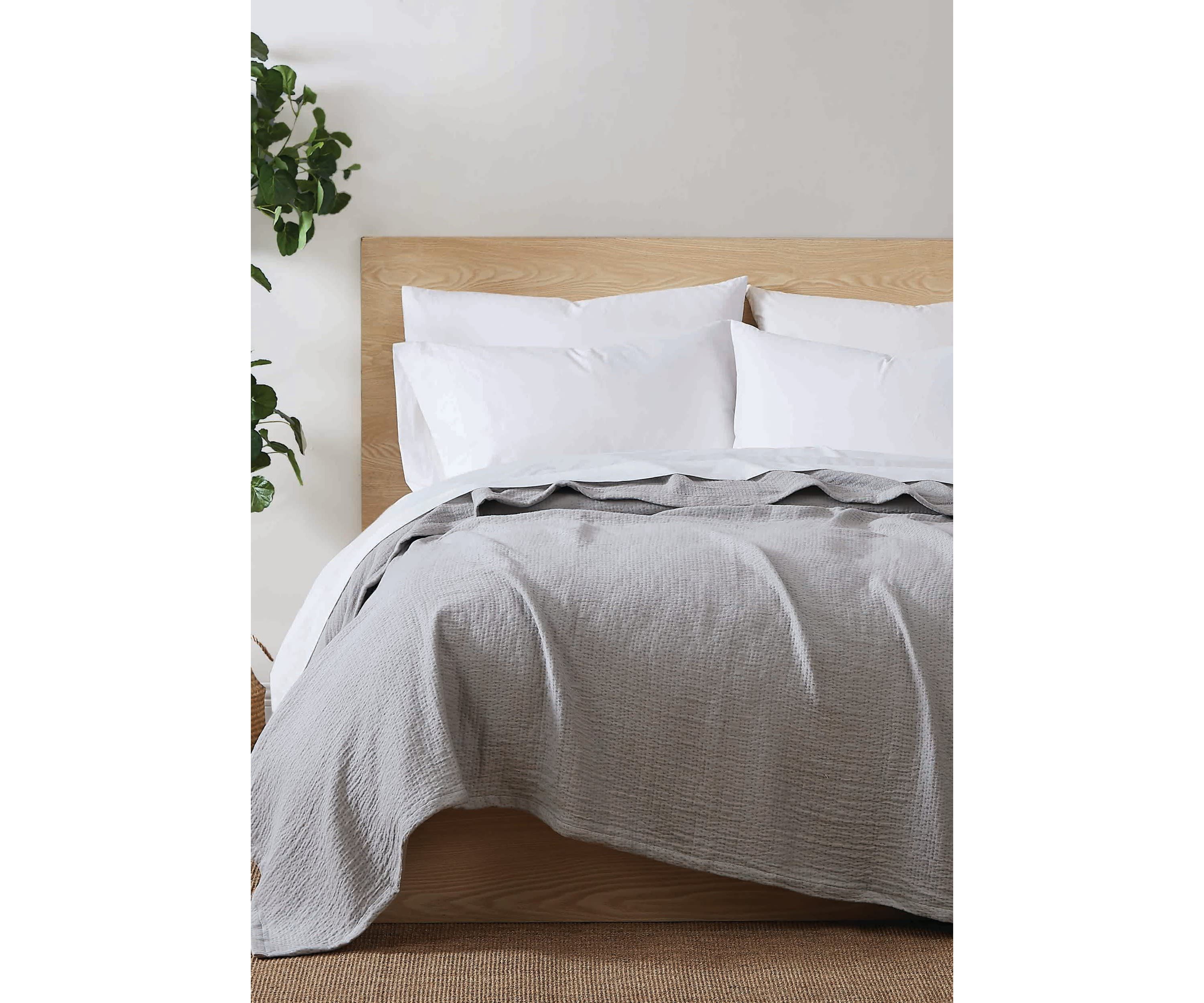 Truly Soft Matelasse Organic Twin XL Blanket in Grey