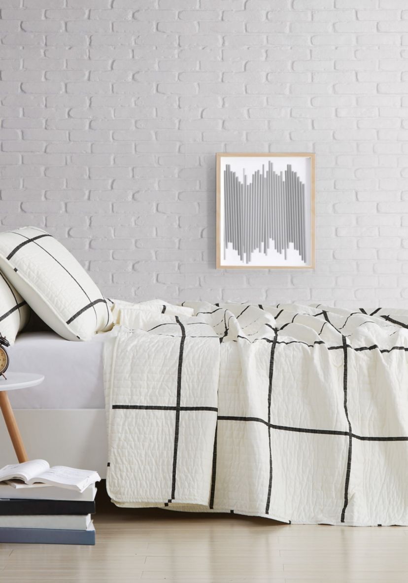 Truly Soft Kurt Windowpane Full/Queen 3-Piece Quilt Set