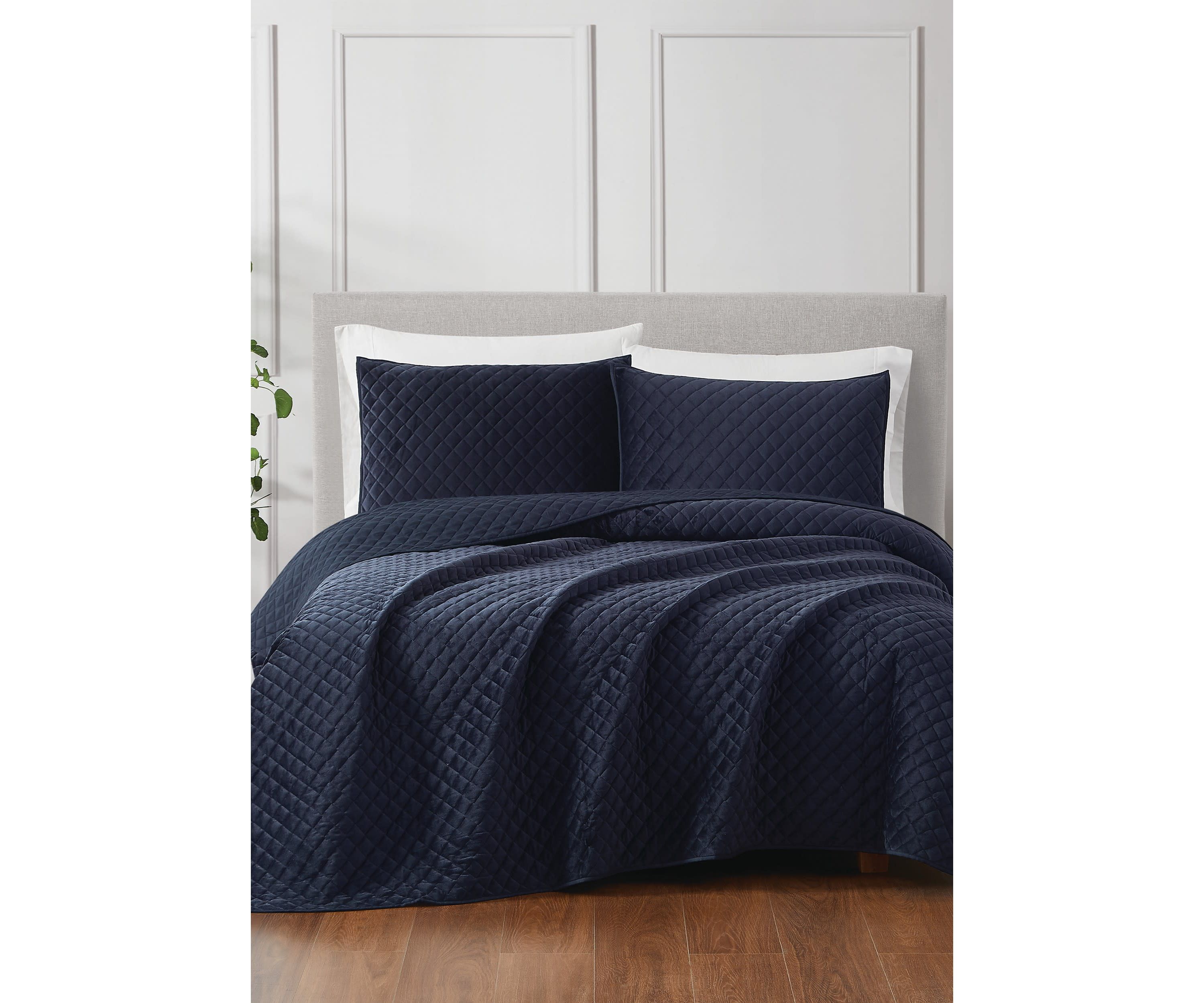 Royal Velvet Diamond Velvet Grey Full/Queen Quilt Set