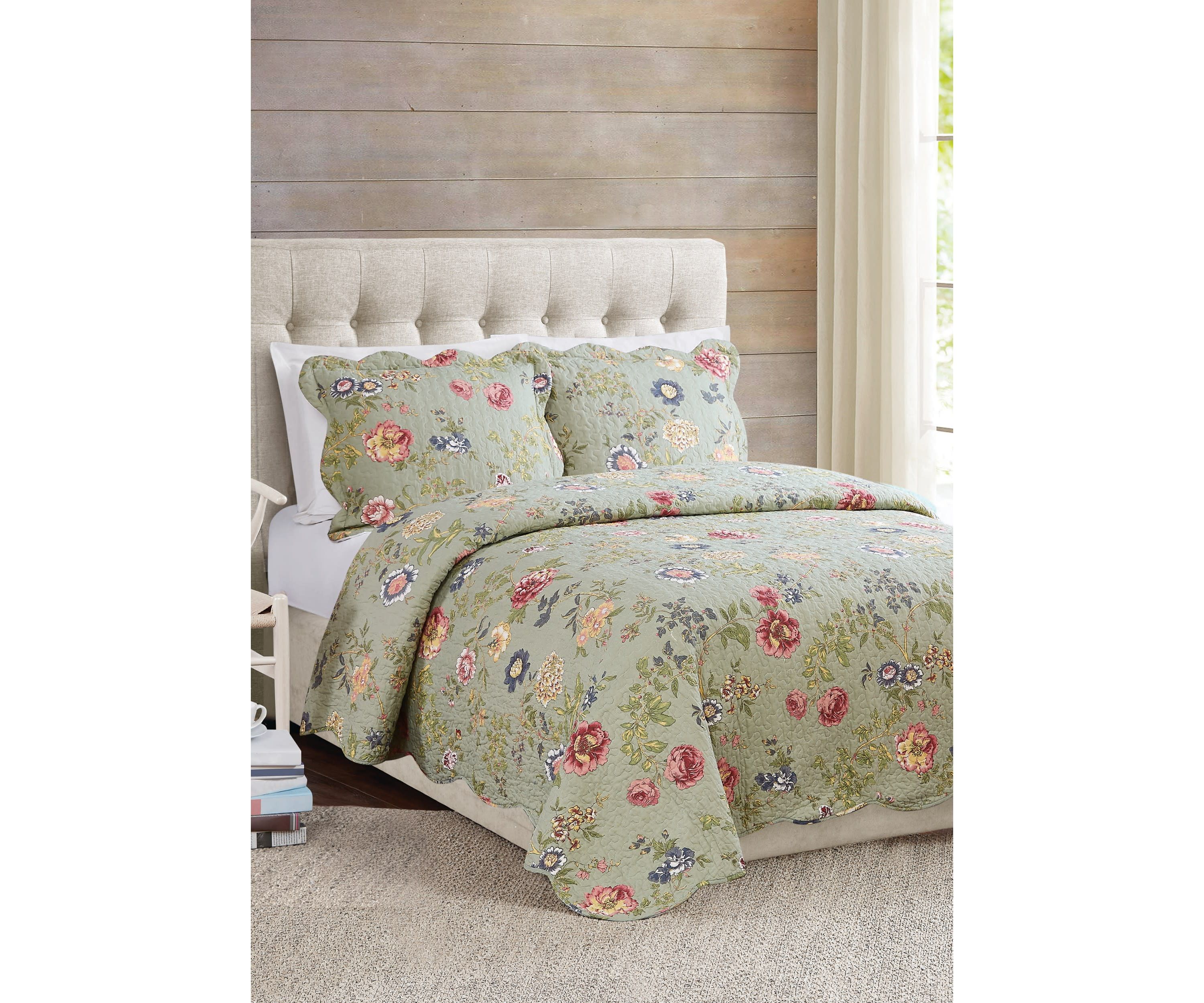 Edens Garden Twin Quilt with Pillow Sham