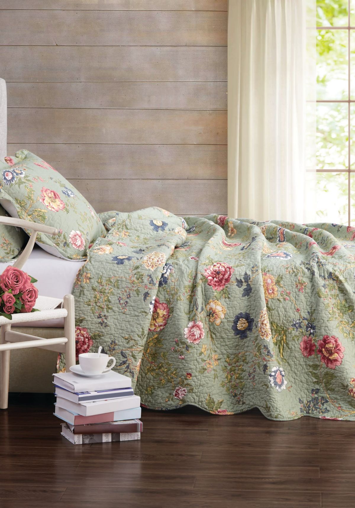 Edens Garden Twin Quilt with Pillow Sham