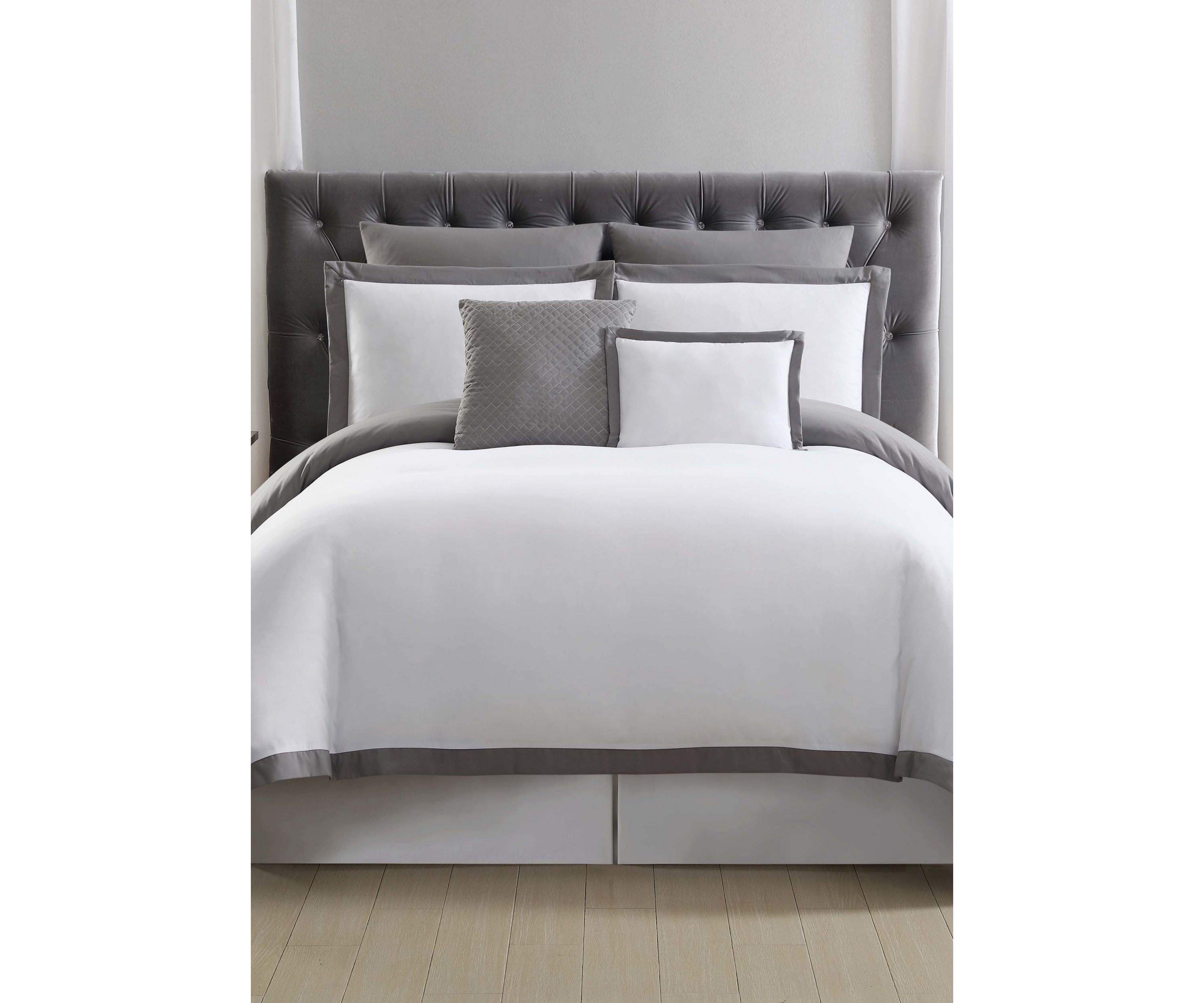 Truly Soft Everyday Kurt Black And White Stripe Quilt, King, | Cuotas sin interés