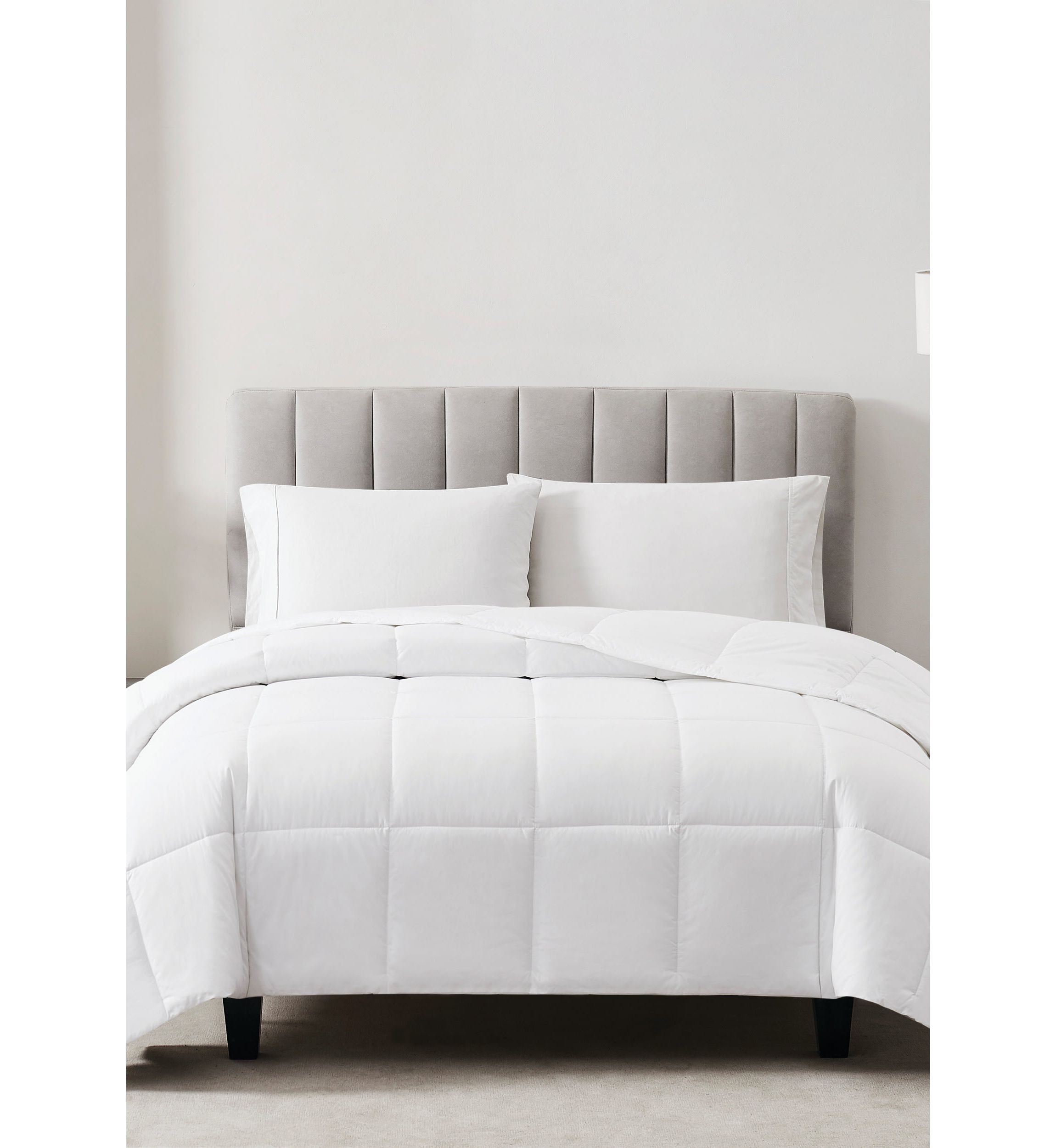 Charisma 400TC Oversized Down Alterative Queen Comforter