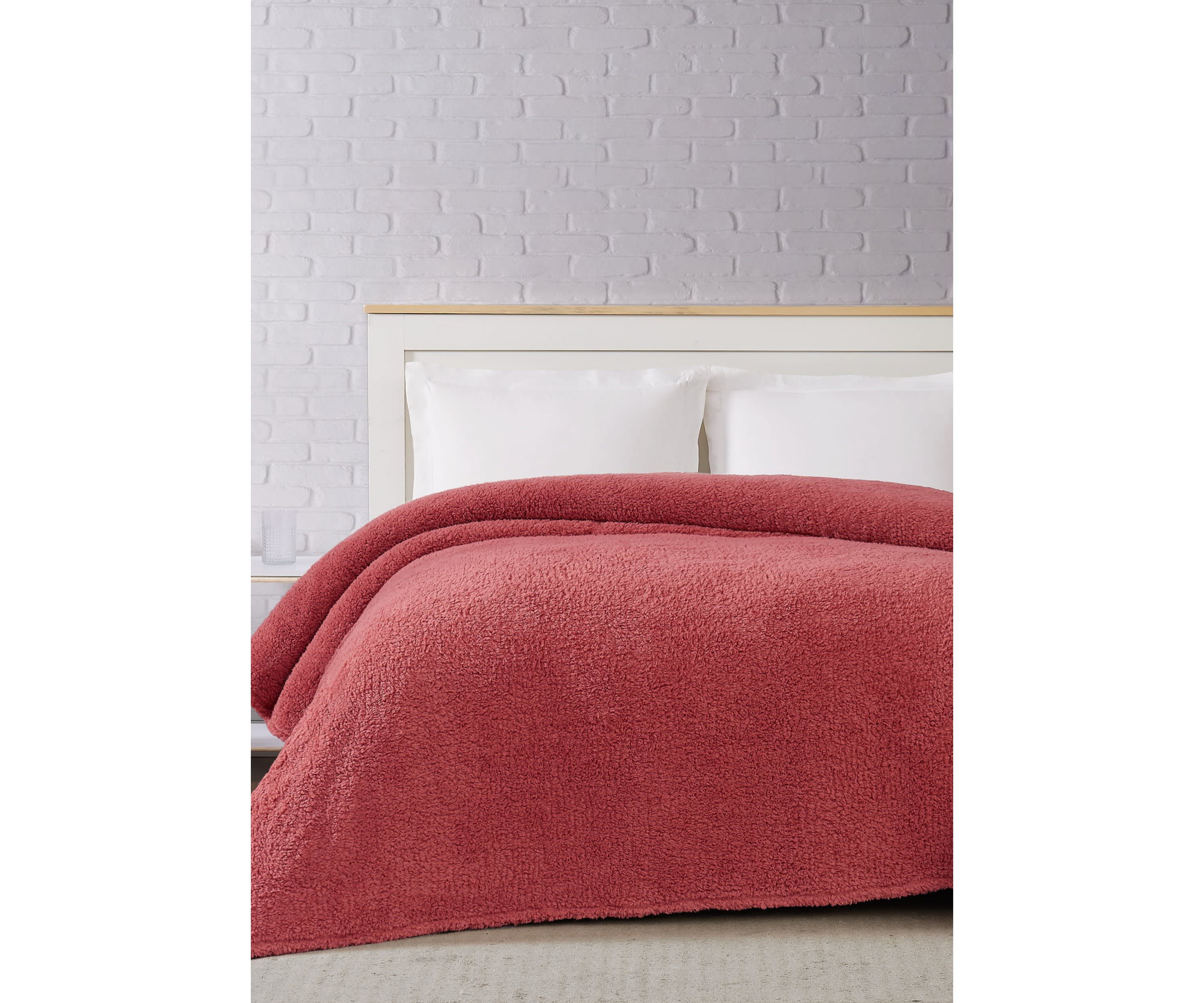 Brooklyn Loom Marshmallow Sherpa Twin XL Blanket in Dusty Rose