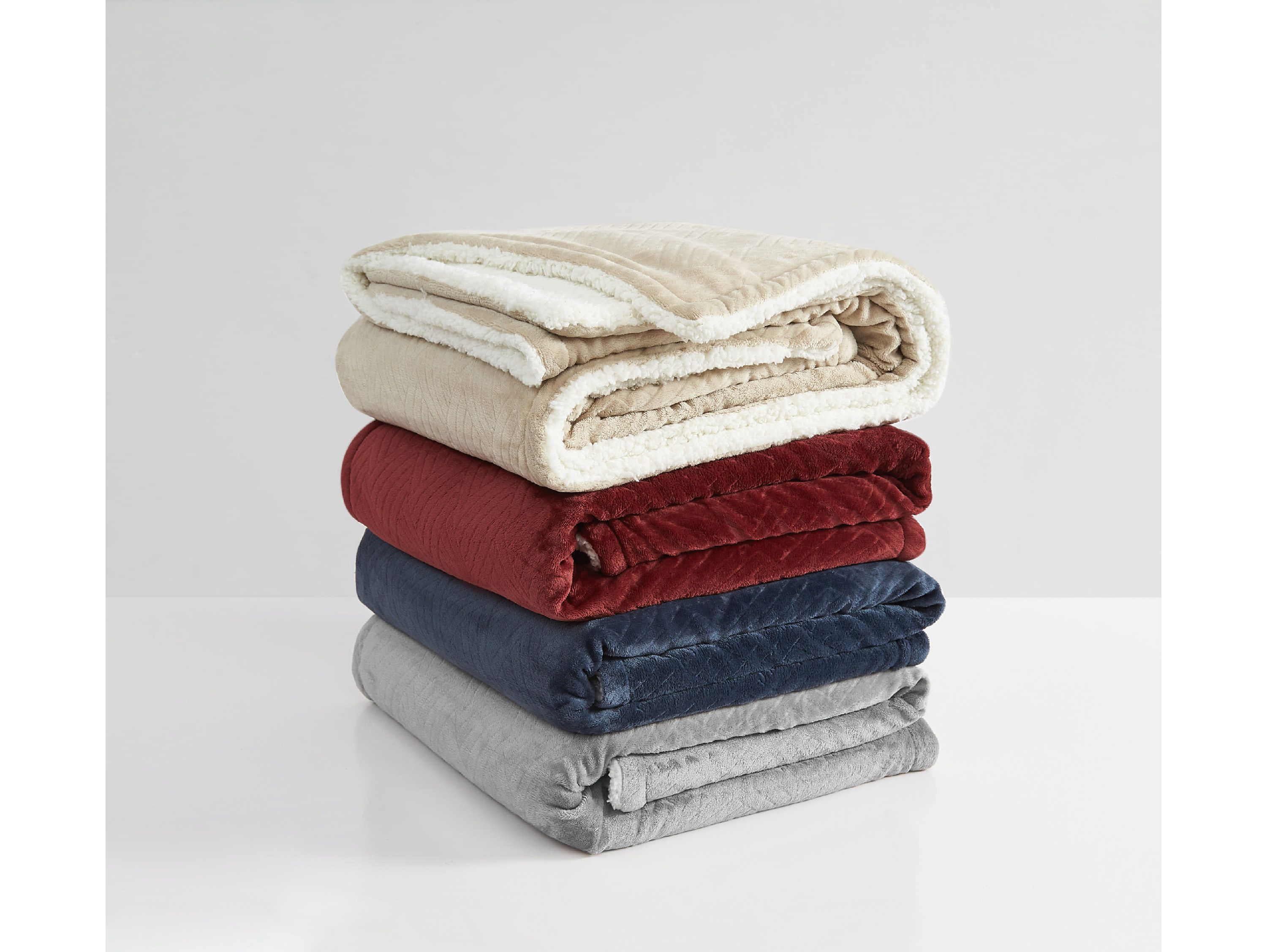 Cannon Carved Faux Fur Grey Twin Blanket