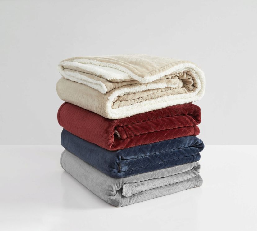 Cannon Carved Faux Fur Grey Twin Blanket