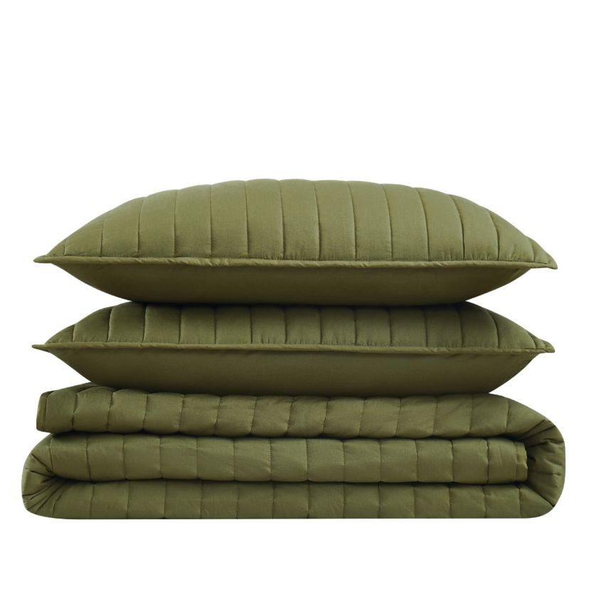 Brooklyn Loom Oversized Cotton Percale Olive Green King 3 Piece Quilt Set