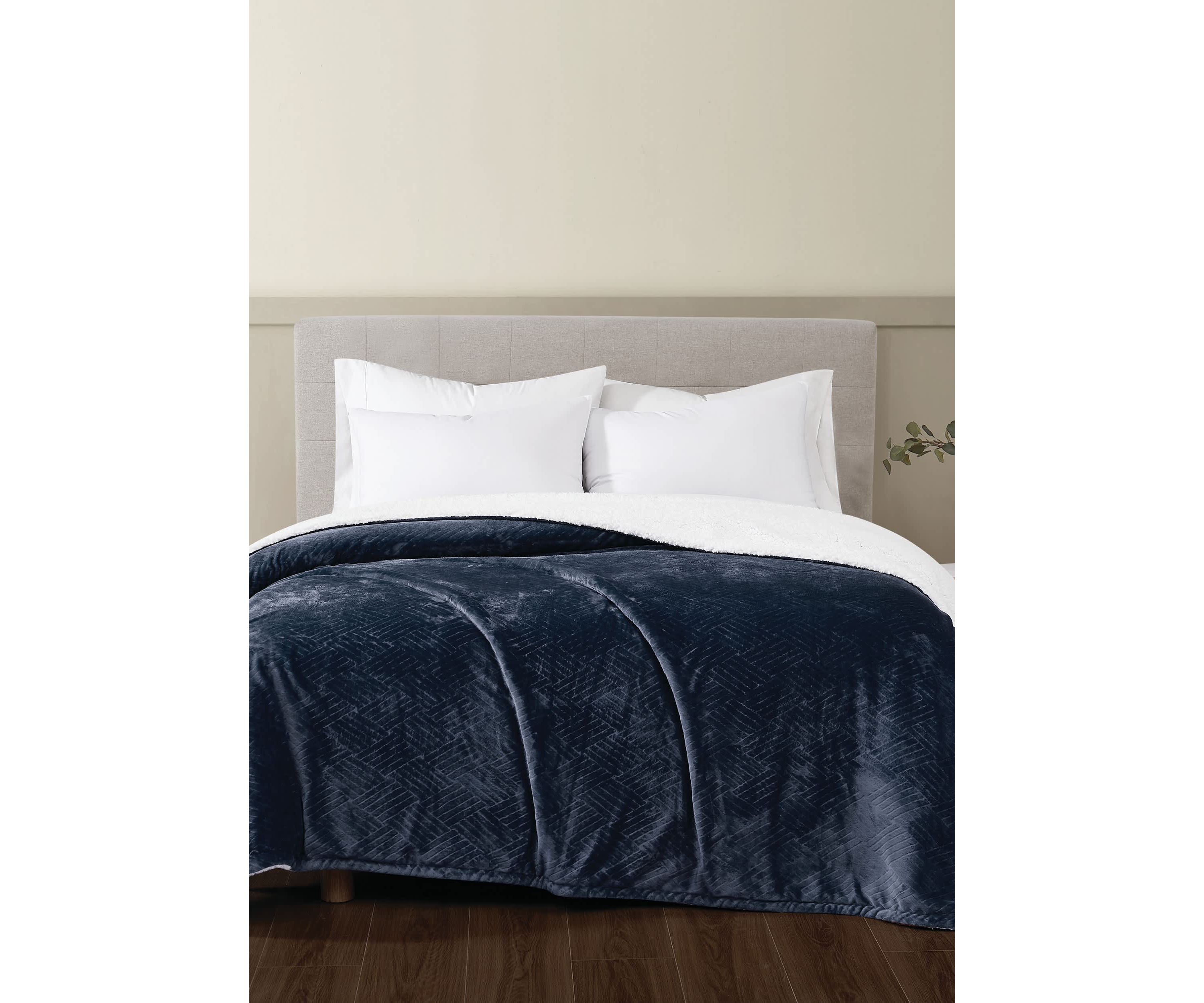 Truly Soft Basket Carved Faux Fur Grey King Blanket
