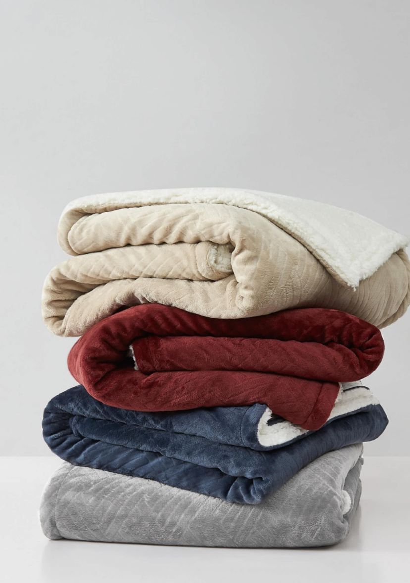 Truly Soft Basket Carved Faux Fur Grey King Blanket