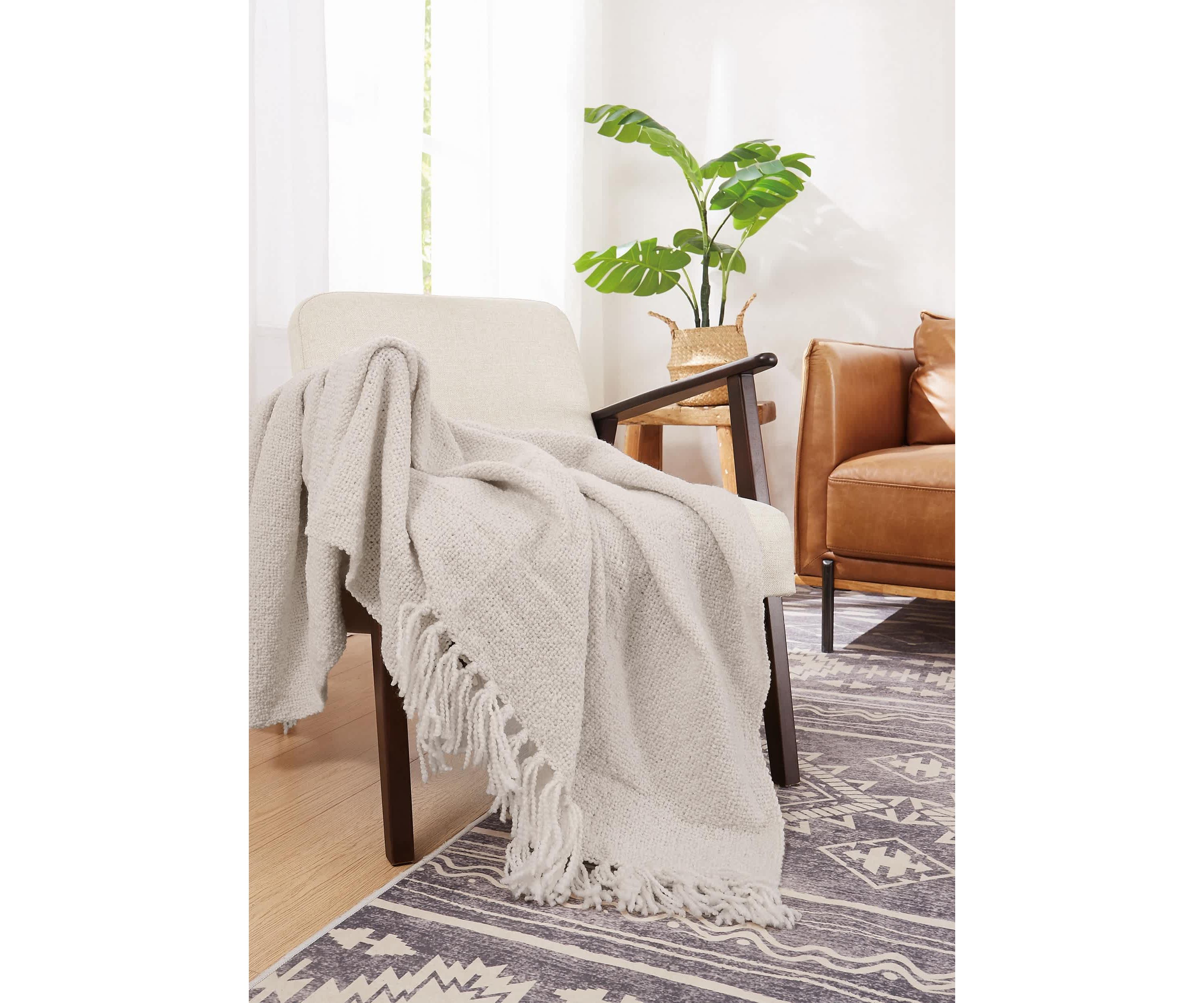 Brooklyn Loom Chunky Boucle Textured Microfiber  50x70 Throw Blanket in Tan