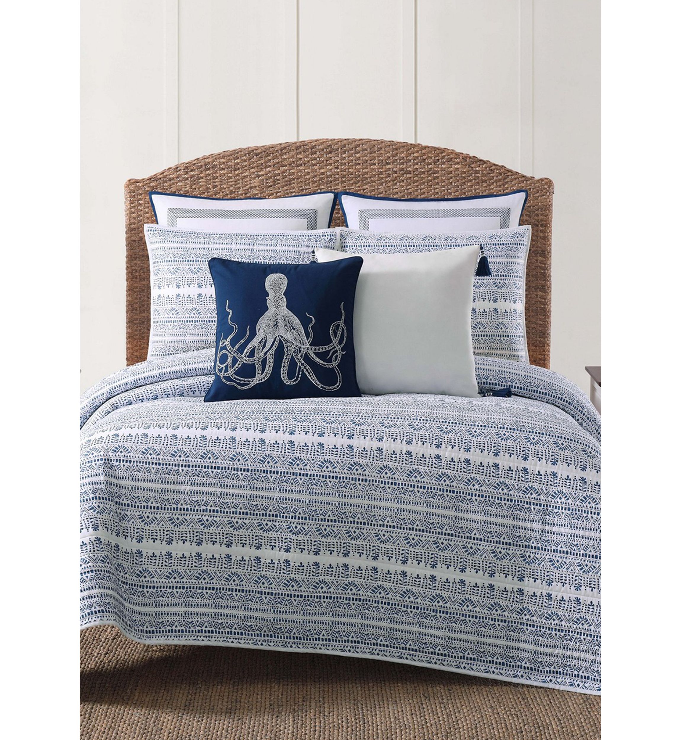 Reef Reversible Quilt Set