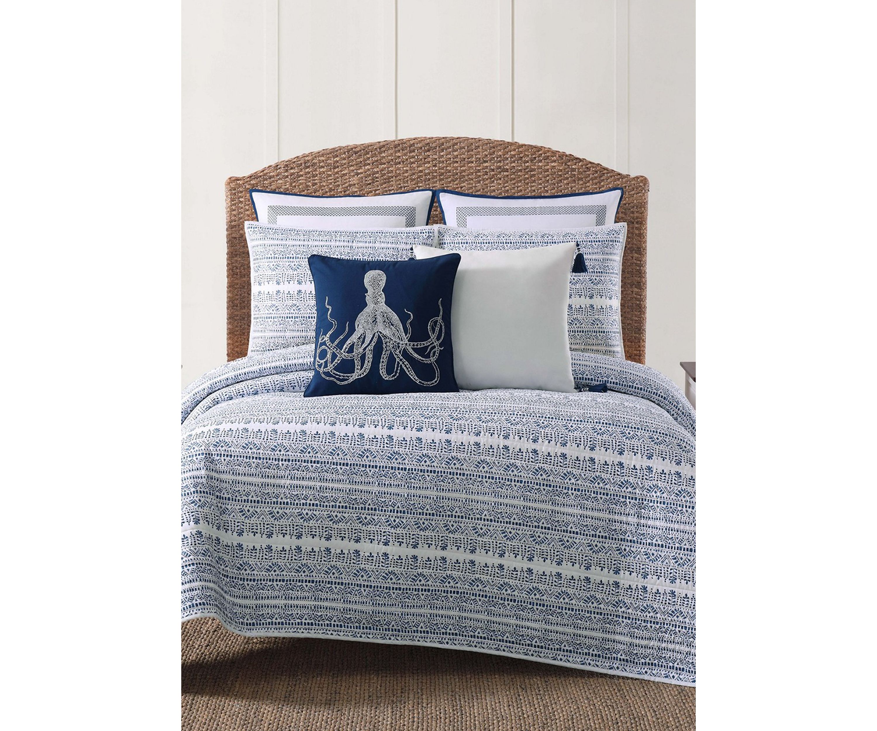 Reef Reversible Quilt Set