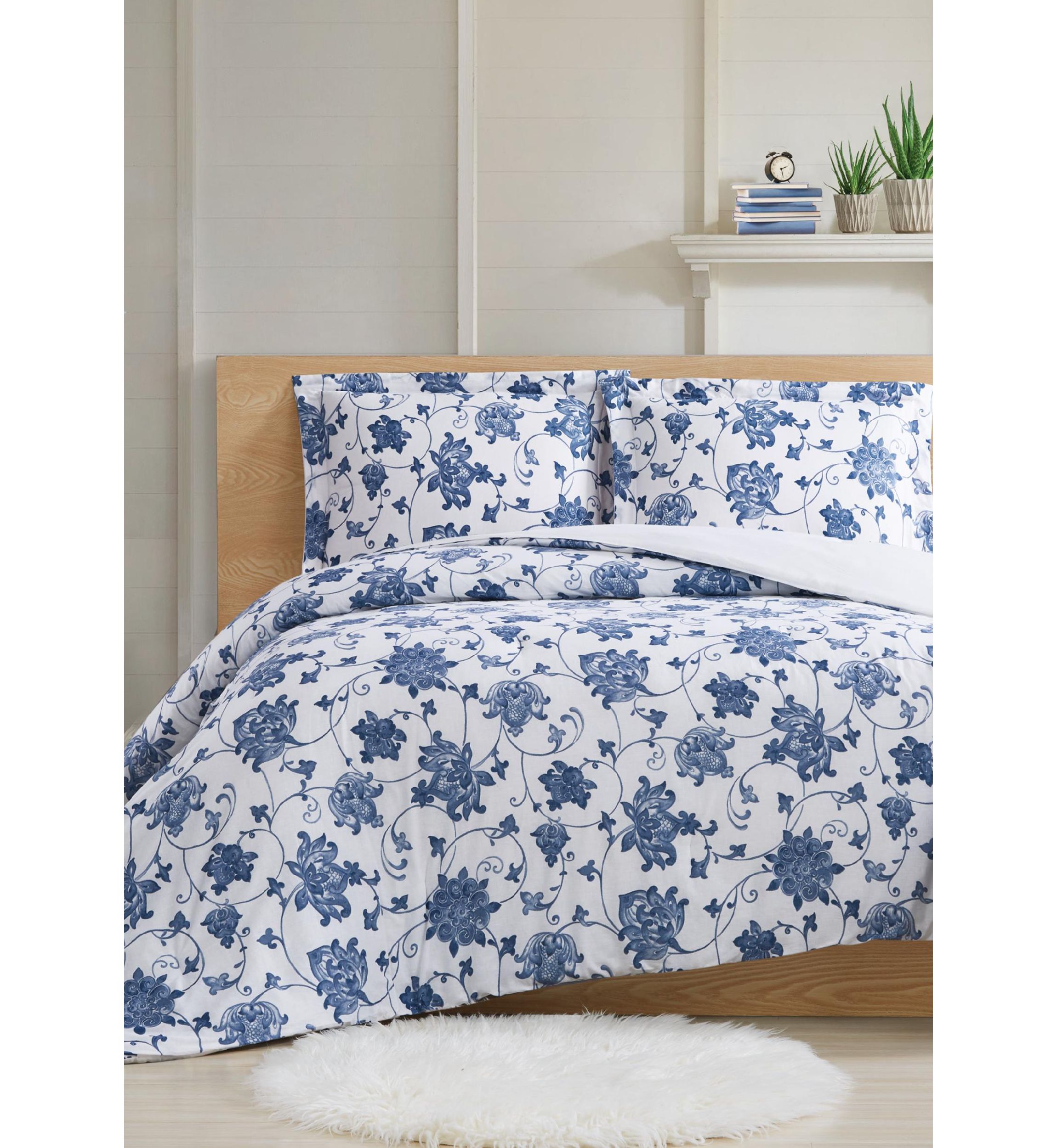 Estate Bloom Comforter Set