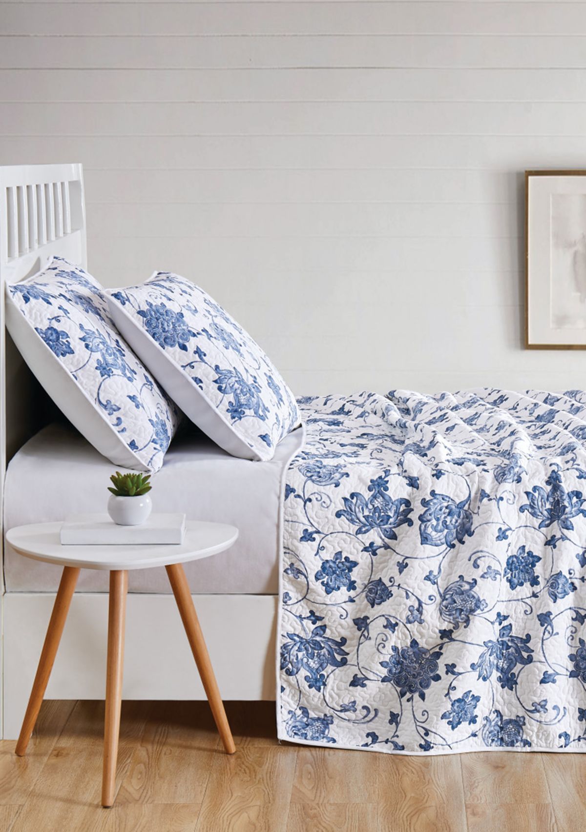 Estate Bloom Quilt Set