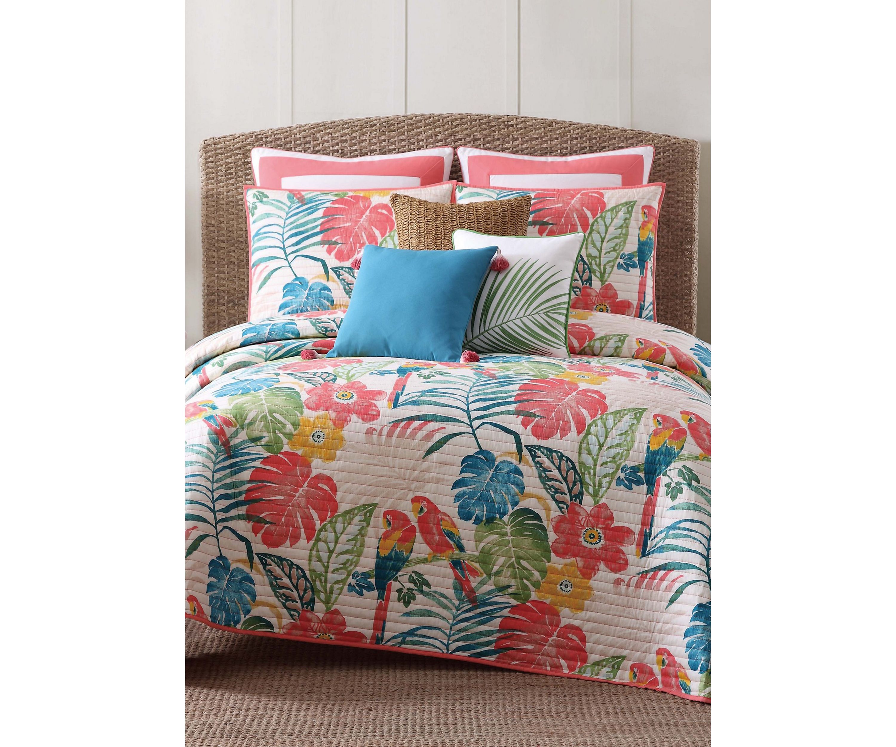 Coco Paradise Quilt Set