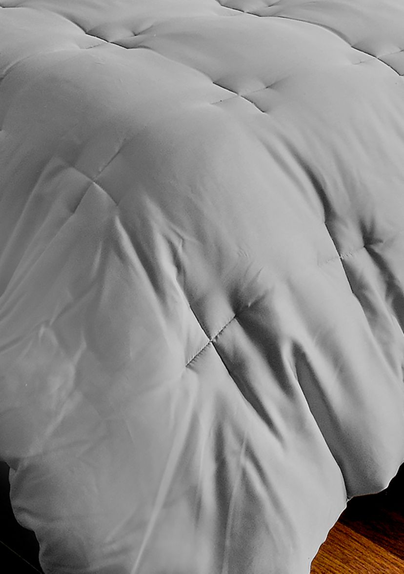 Soft and Fluffy Comforter