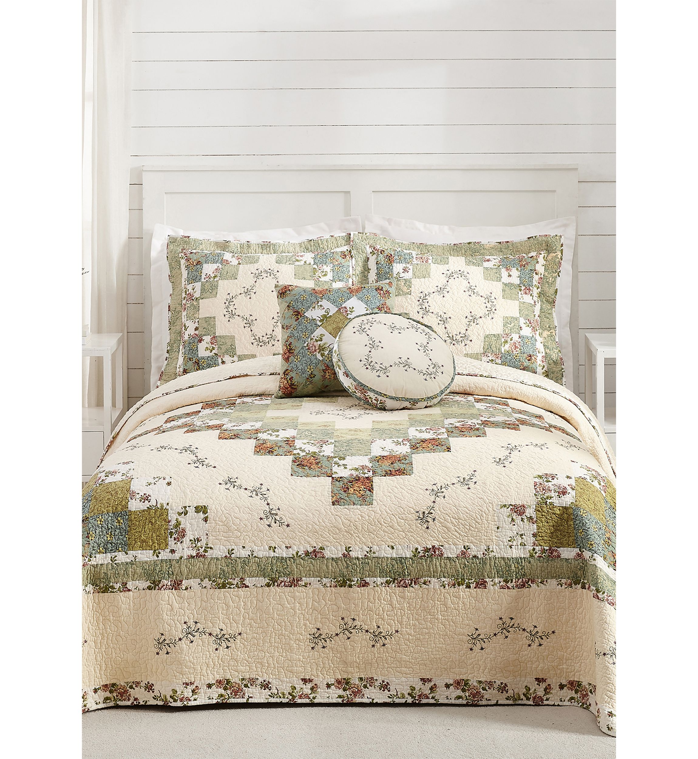 Olivia Bedspread