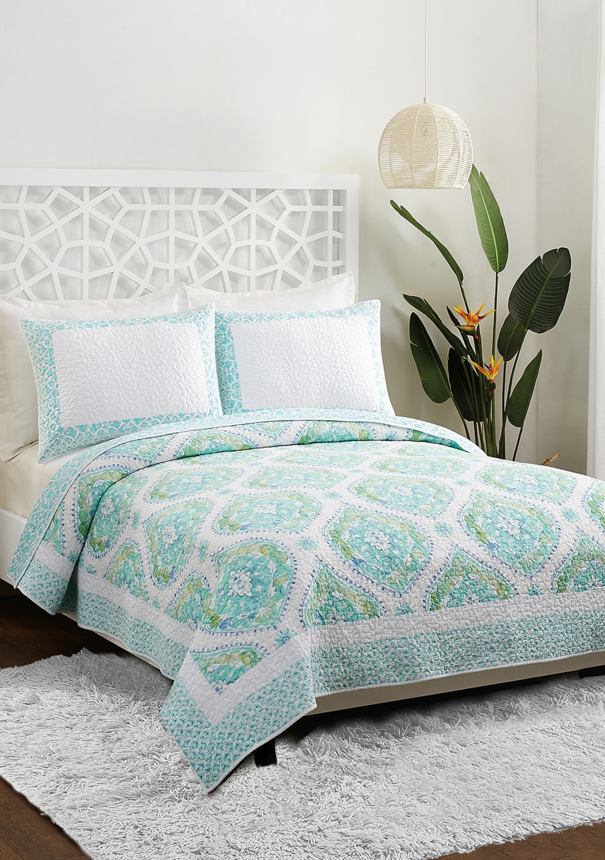 Bohemian Breeze Quilt Set