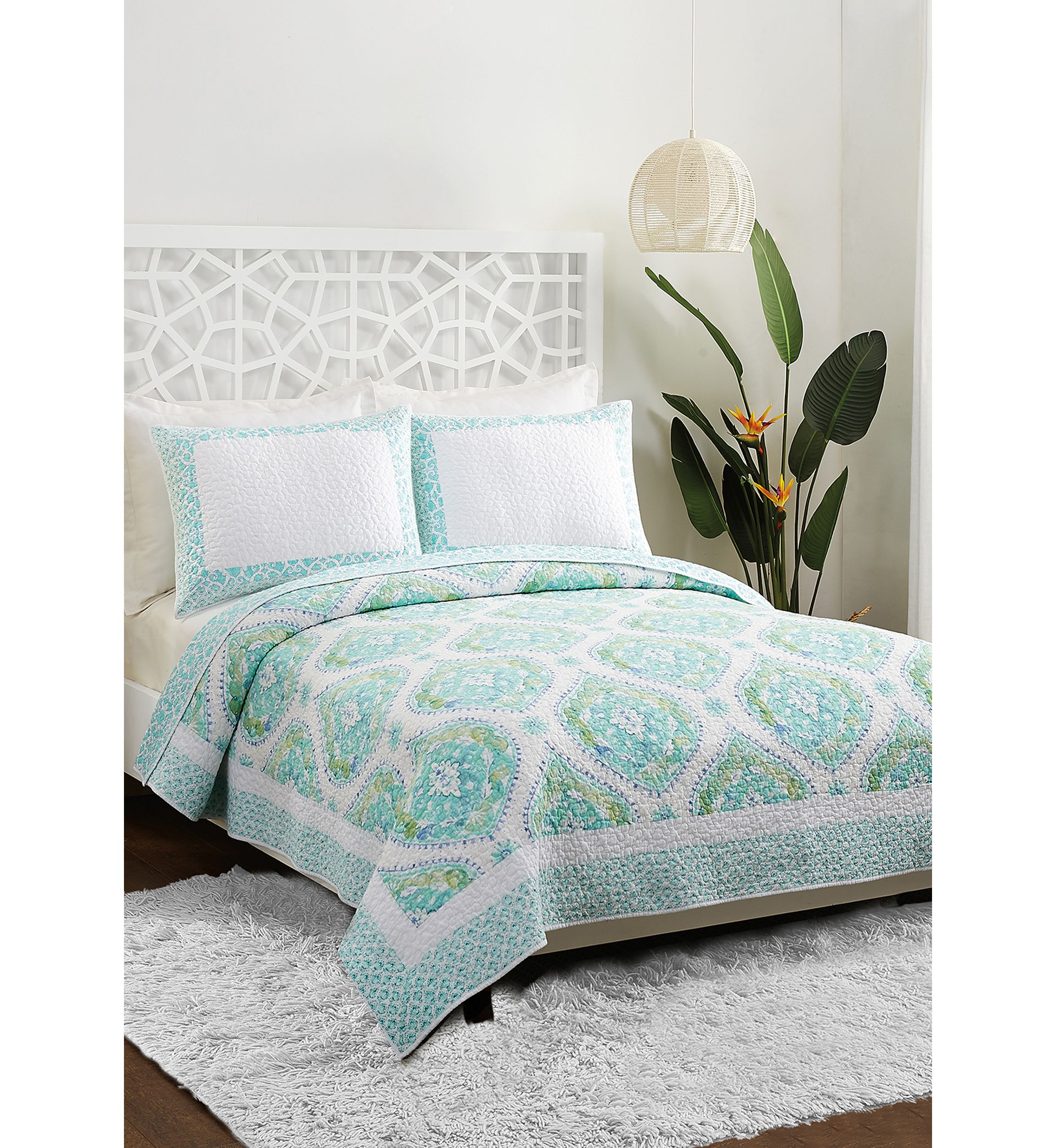 Bohemian Breeze Quilt Set