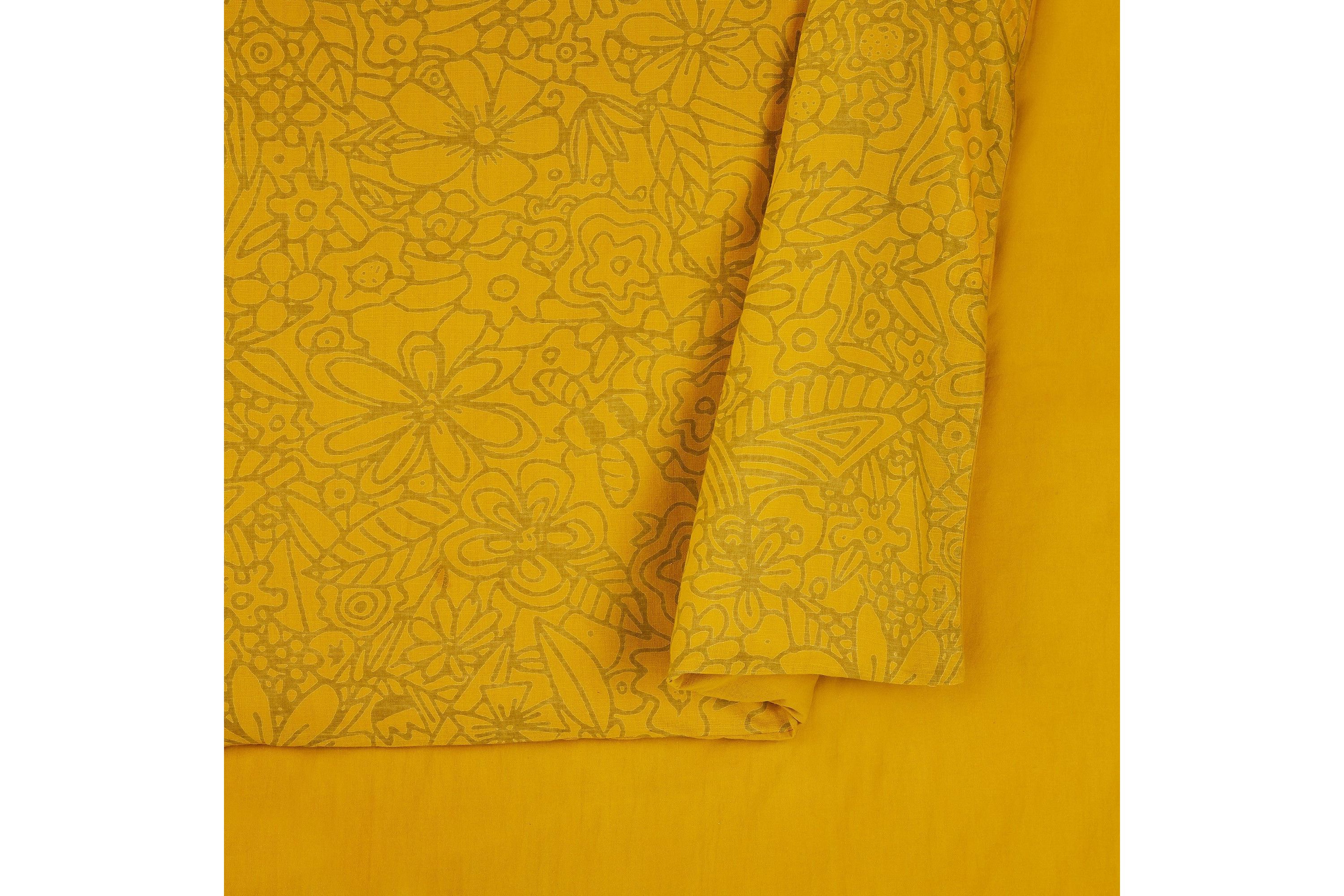 Birds and Bee 3-Piece Duvet Cover Set by Jungalow