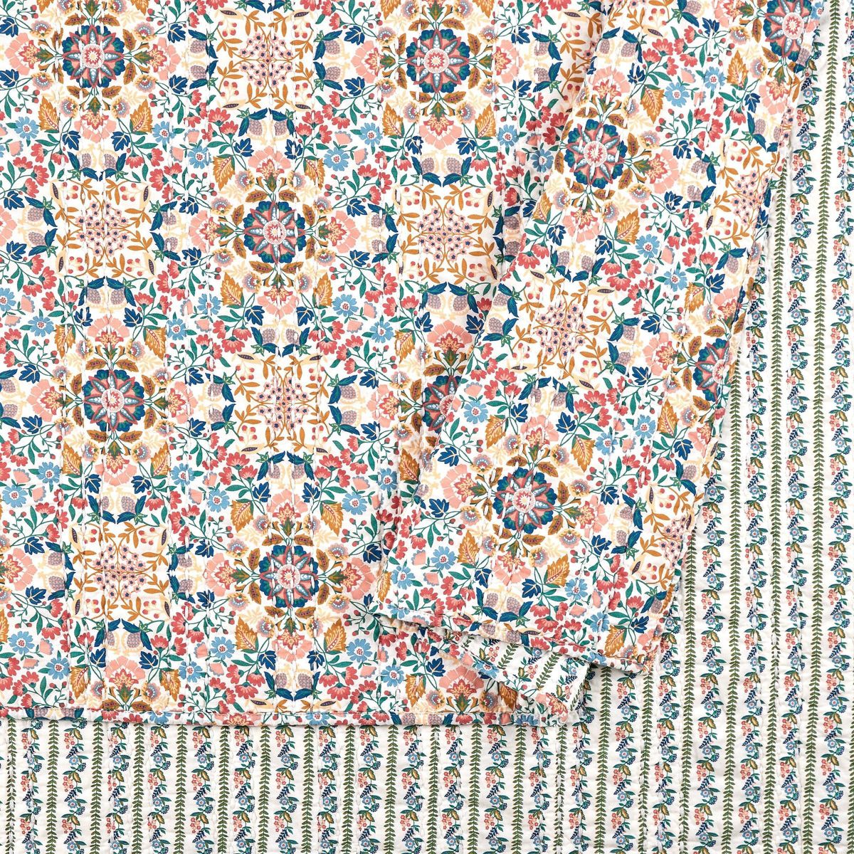 Enchanted Mandala 3-Piece Cotton Quilt Set