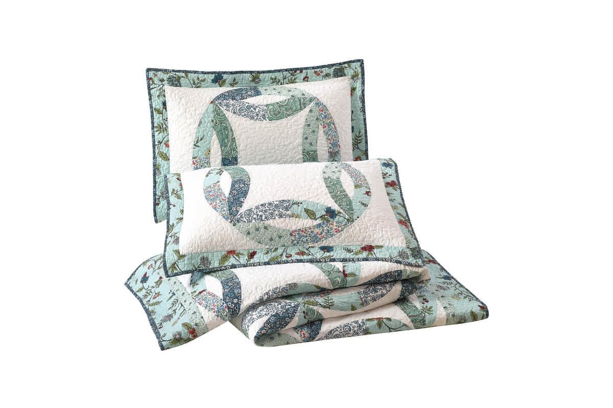 Felicity Wedding Ring Patchwork Quilt Set