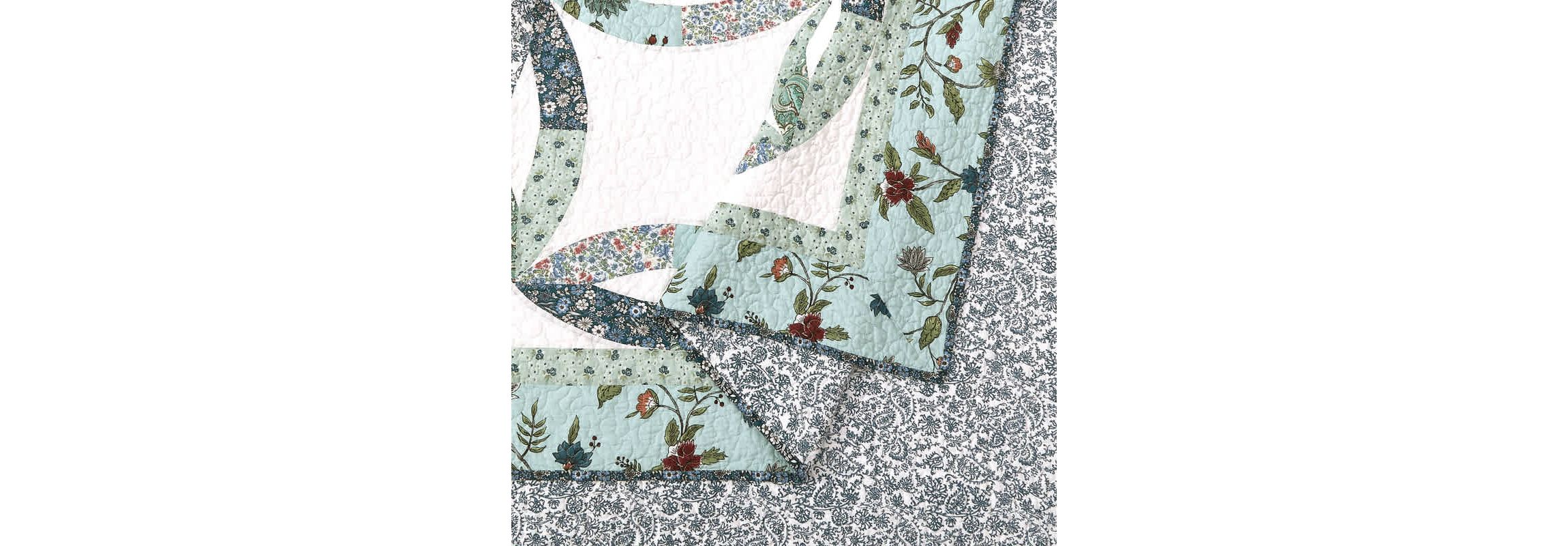 Felicity Wedding Ring Patchwork Quilt Set