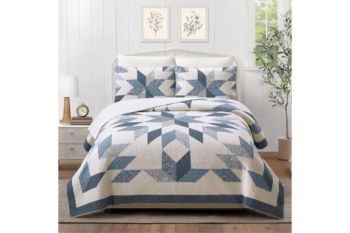 Bright Star Patchwork Quilt Set