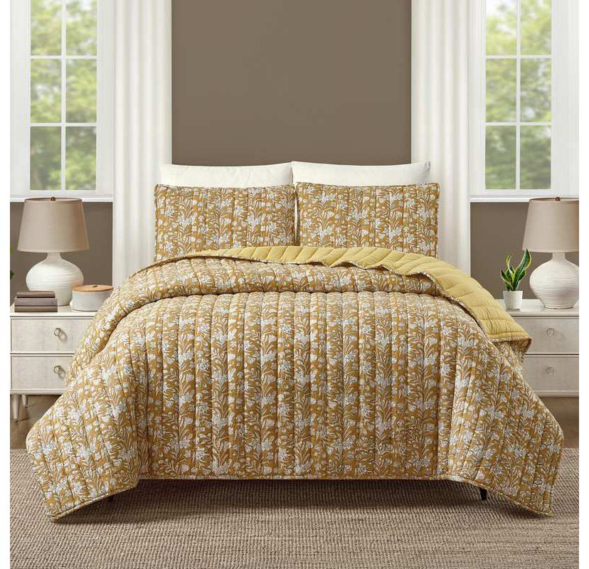 Sketched Floral Block Print 3-Piece Quilt Set