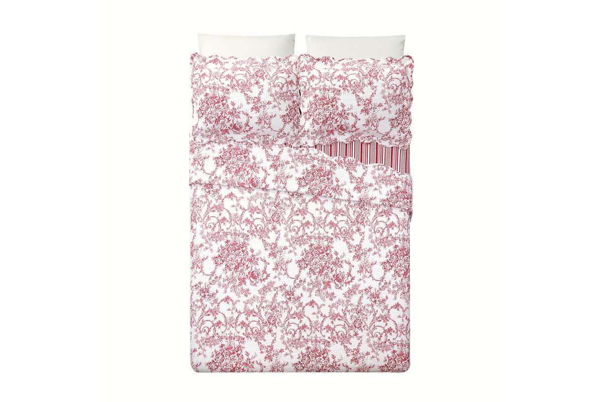 Garden Toile Reversible Cotton Quilt Set