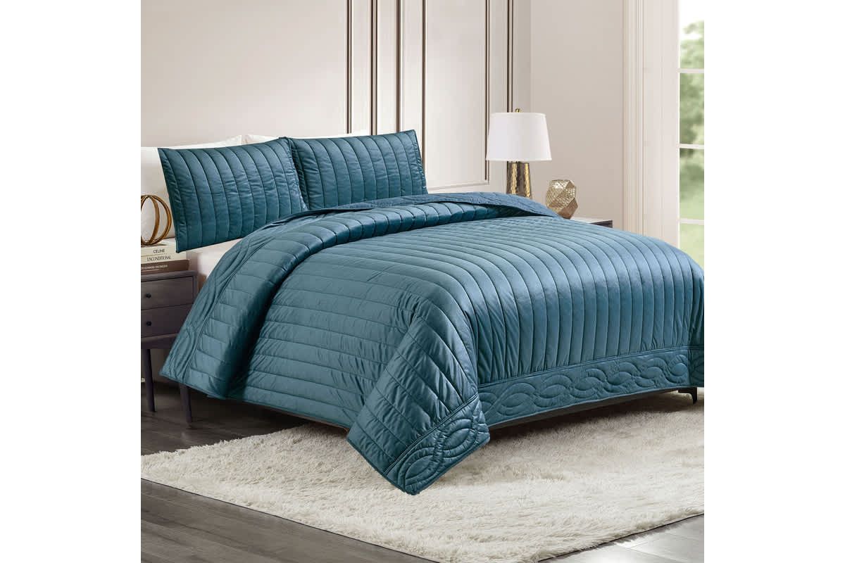 Velvet Cable Border 3-Piece Quilt Set