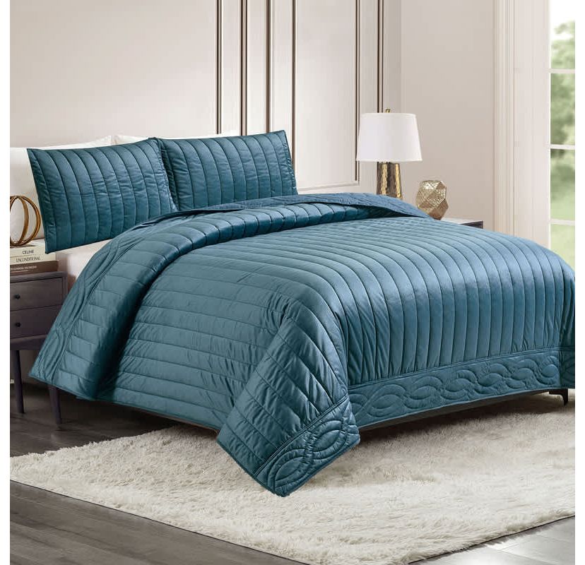 Velvet Cable Border 3-Piece Quilt Set
