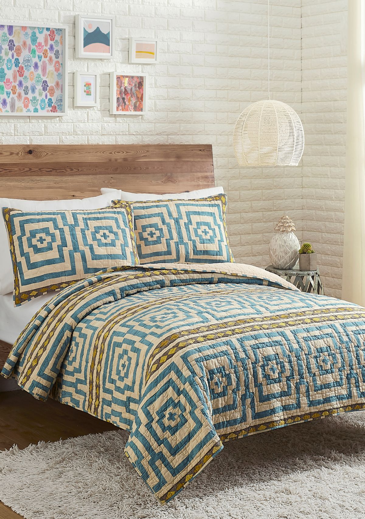 Hypnotic Blue Quilt Set